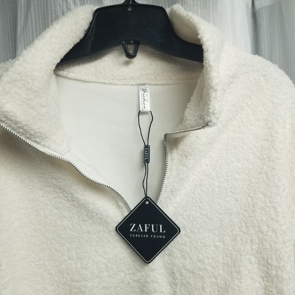 Zaful Top Longsleeve crop top - Picture 3 of 5